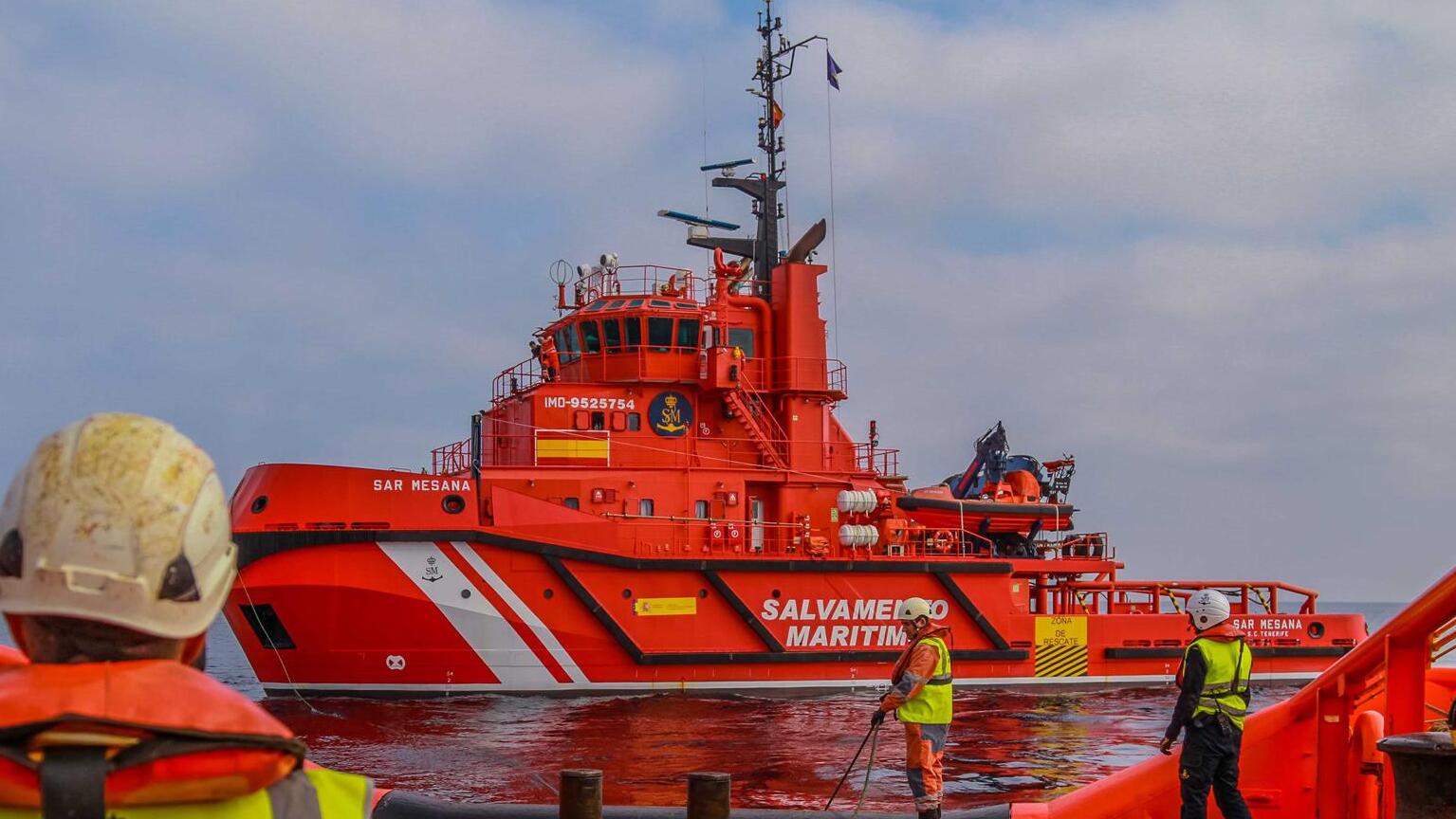 Salvamento Marítimo asistió a 22.890 personas en Canarias en 2025, un 56% menos que el año anterior