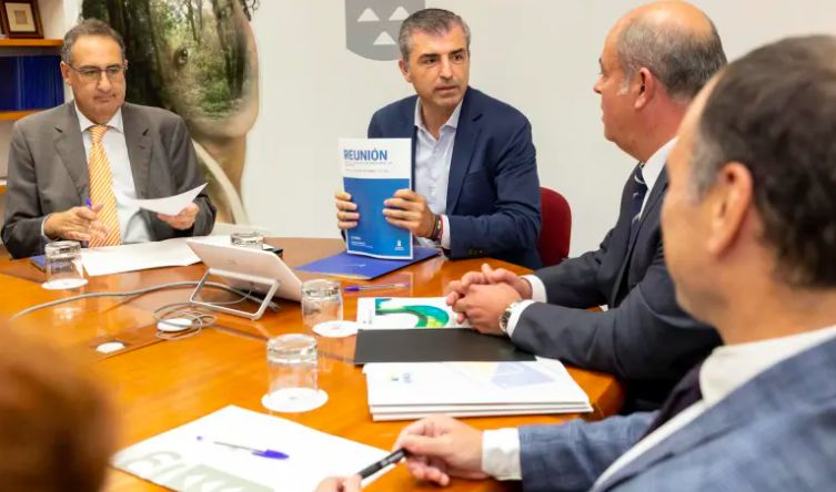 El ejecutivo canario buscará abaratar el precio del suelo industrial