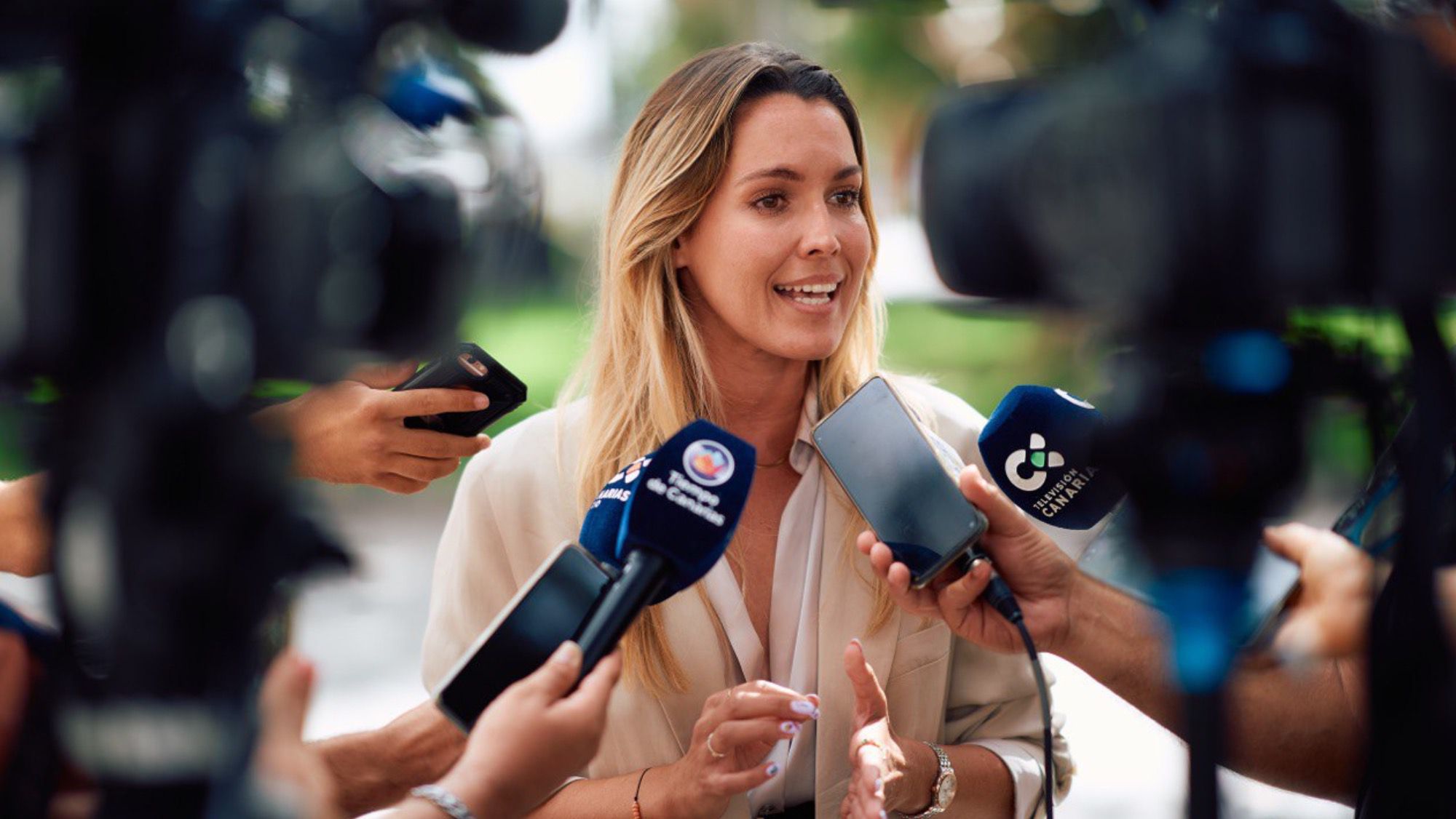 María Fernández solicita al Ministerio agilizar los pagos de la gratuidad del transporte