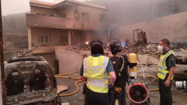 Una carta anónima se viraliza por el agradecimiento a la Guardia Civil en su labor frente a la calima e incendios en Canarias