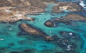 Canarias recibe este año cinco 'Banderas Negras': Dunas de Corralejo, Islote de Lobos, La Nea, Fonsalía y La Tejita
