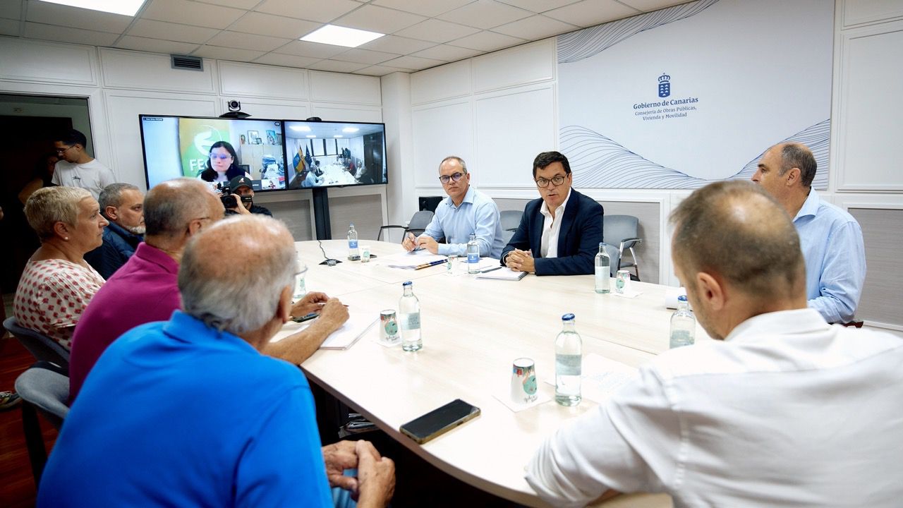 El Gobierno elabora un estudio jurídico de los núcleos costeros afectados por la Ley de Costas en las islas