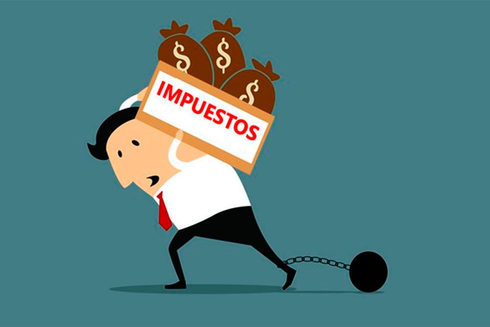 Somos más pobres y pagamos más impuestos
