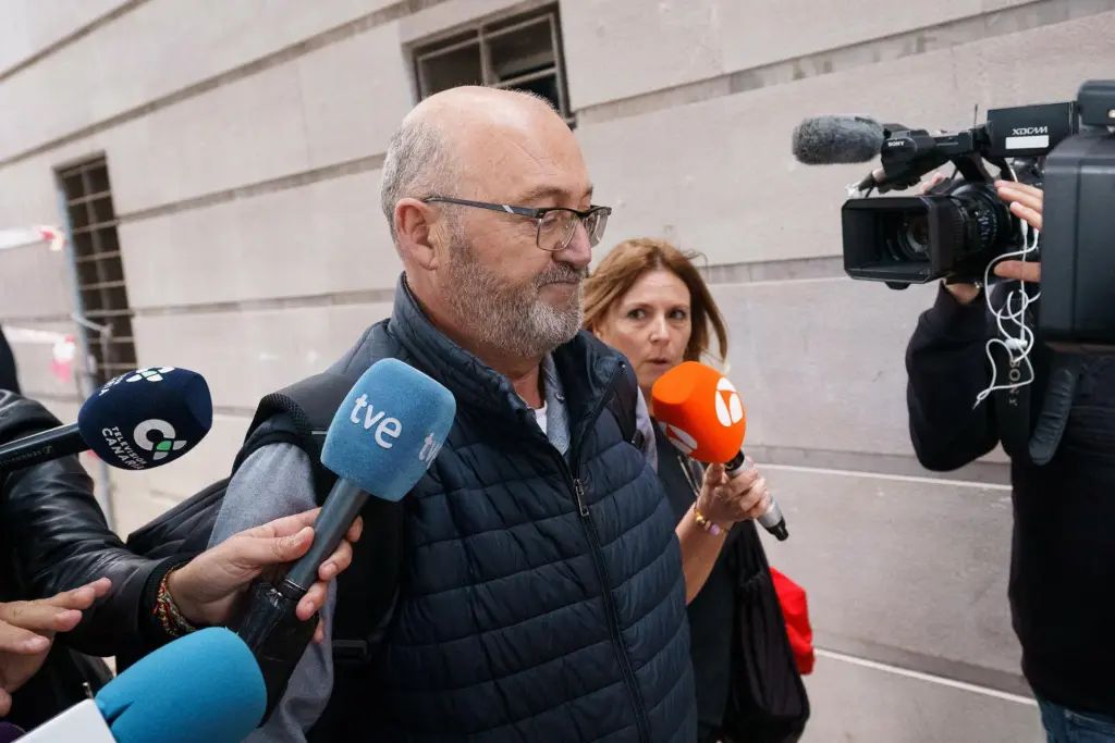El Tito Berni 'no sabe', 'no le consta', 'no le conoce'
