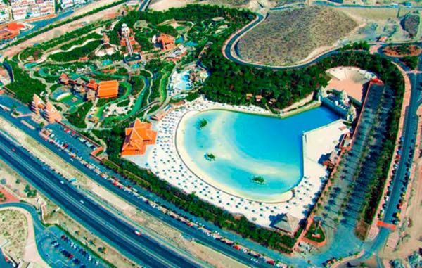 ¿Quién o quienes paralizan la construcción del Siam Park en Gran Canaria? Una auto judicial señala que SBT ha actuado de mala fe