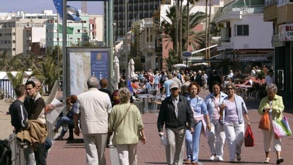Canarias, entre las CCAA menos envejecidas con una edad media de casi 42 años
